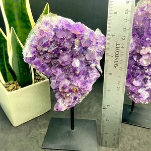 Deep purple amethyst on stand